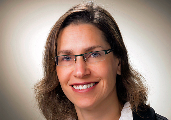 רקפת שפירא-כץ, סמנכ"לית משאבי אנוש בפיליפס ישראל. צילום: סטודיו שלמה שהם