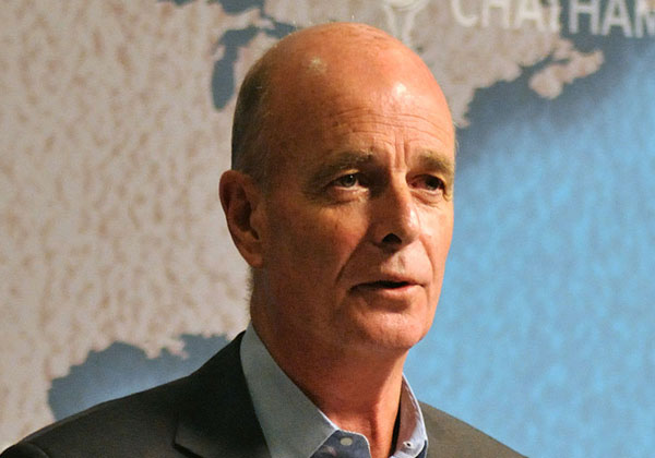 סיר ג'והן סקארלט, לשעבר ראש הביון הבריטי, MI6. צילום: ויקימדיה קומונס.