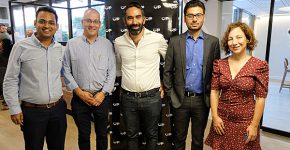 מימין: ד"ר עליזה ענבל; המשקיע ההודי סראנש רוי; רומן לוי; עו"ד בני גרוסמן; וסקאט אגוורל מארגון אוניוויישן. צילום: נועה מוצפי