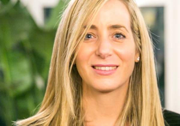 נעם ענבר, מנהלת תחום הסטארט-אפים באורקל ישראל. צילום: יח"צ