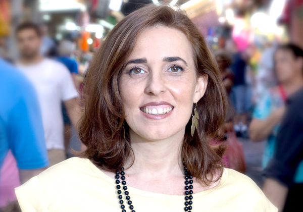 טלי פיירשטיין. צילום: רפי ג'ירו, צילום מחוץ לעדשה