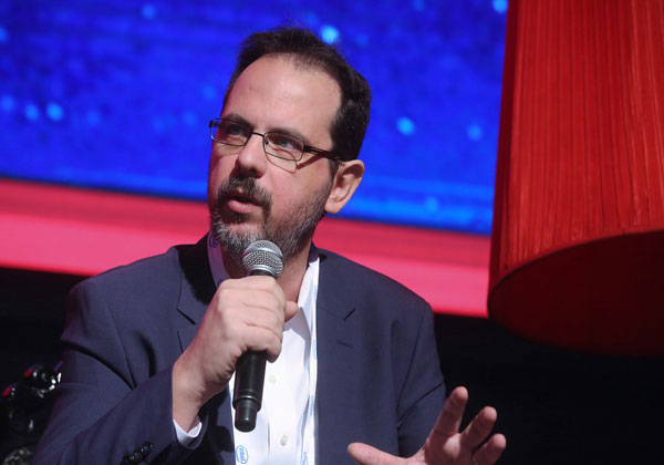 ניקולאוס וסילופולוס, סמנכ"ל חטיבת פיתוח היישומים של אלפא בנק ביוון. צילום: ניב קנטור