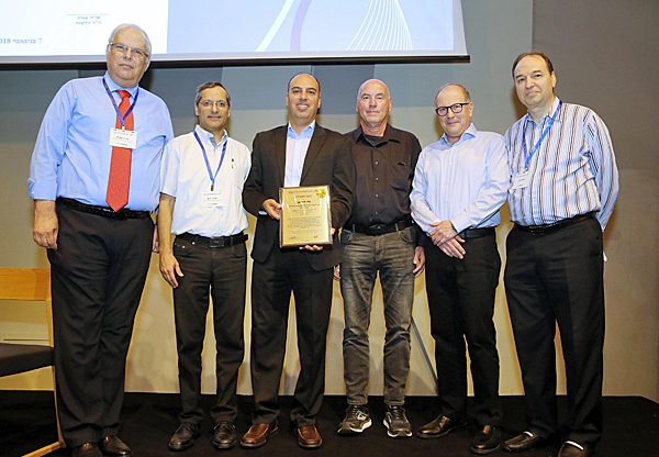 מימין: רו"ח שלמה נס, עלי מיטווך, יוסי בולס, גדי דודיאן, יורם אלדר ואריה עמית. צילום: ניב קנטור