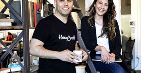 עוז ונעמה אלון, ממייסדי HoneyBook. צילום: אלון ראובני