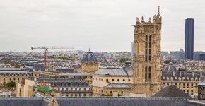 מנזר נוטרדם בפריז. צילום : BigStock