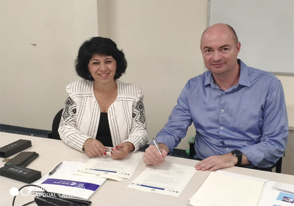 יגאל אונא, ראש מערך הסייבר הלאומH וד'ר חדוה בר, המפקחת על הבנקים. צילום: מערך הסייבר הלאומי