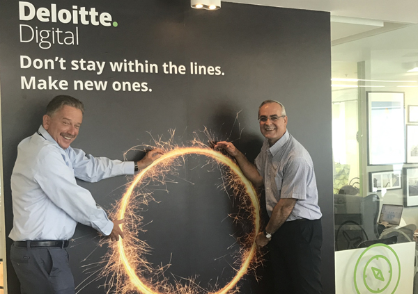 מציגים את המחקר. מימין: טובי כוכב והאנס ואן גרייקן מדלויט. צילום: אבי בליזובסקי