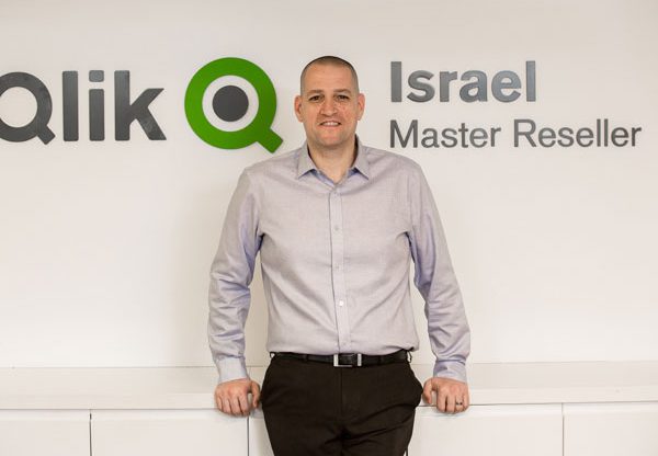 אופיר אייזיק, סמנכ"ל המכירות של Qlik Israel. צילום: רן ברגמן