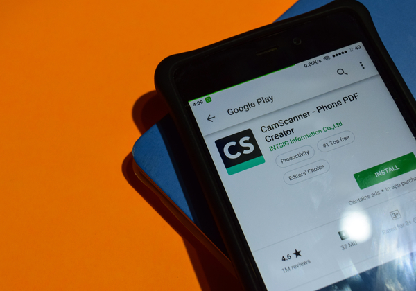 CamScanner באחת הגרסאות שלה להורדה בחנות גוגל. צילום: BigStock