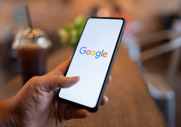 קישורי שותפים ואסטרטגיות אופטימיזציה למנועי חיפוש מורידים את איכות תוצאות החיפוש.