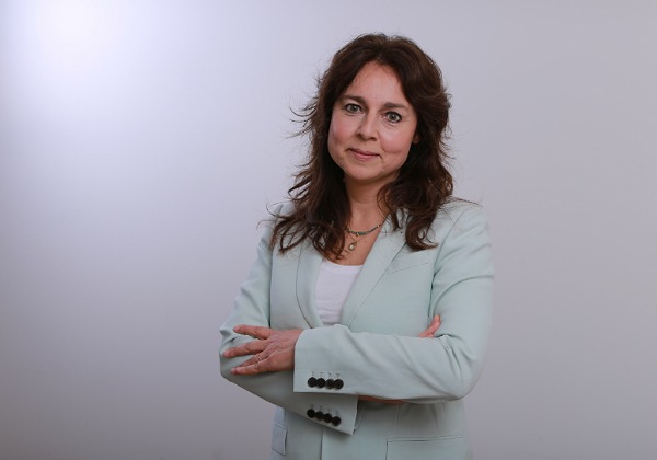 עו"ד גייל עציון, ראשת מחלקת היי-טק וסטארט-אפים, ושותפה בפירמת עורכי הדין מ. פירון ושות'. צילום: אייל מוראליס