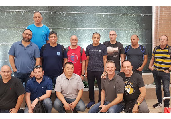 חברי הקבוצה לאחר הנחיתה בשדה התעופה של ונציה. צילום: יח"צ