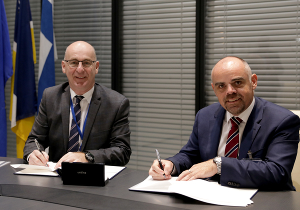 מימין: גרג דיי, פאלו אלטו, וסטיבן וילסון, היורופול. צילום: יח''צ