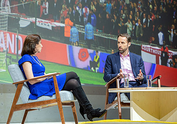 גארת' סאות'גייט, מאמן נבחרת אנגליה בכדורגל, בכנס Next 19 של גוגל קלאוד. צילום: יח"צ