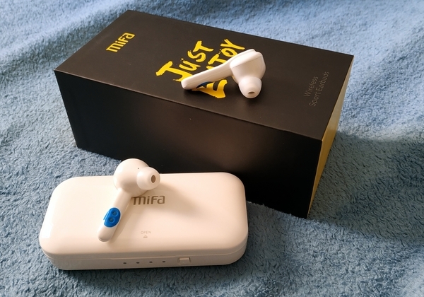 אוזניות MIFA X3. צילום: דורון קצבורג