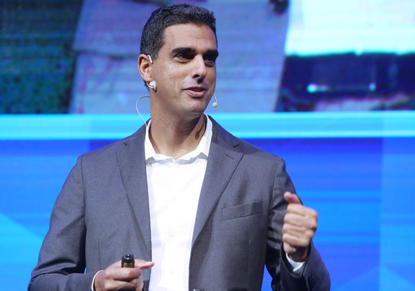 שי נוני, מנכ"ל קומוולט ישראל ומנהל אזורי ישראל ואפריקה. צילום: ניב קנטור