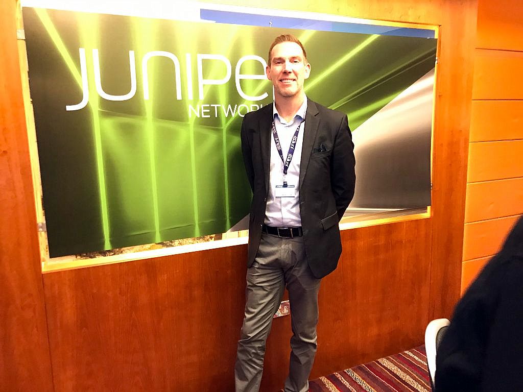 ג'יימס מורגן, סגן נשיא בג'וניפר נטוורקס לארגוניים גדולים ב-EMEA. צילום: אבי בליזובסקי