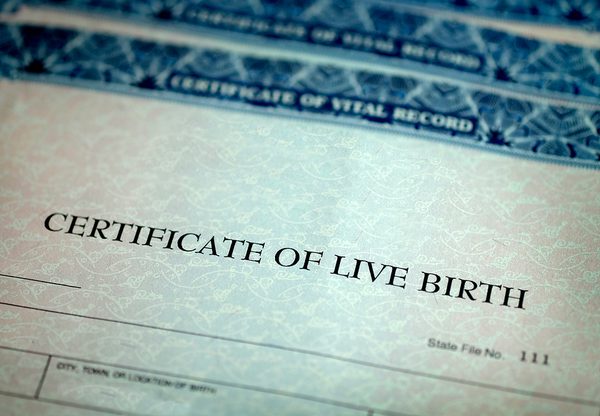 תעודת לידה אמריקנית. צילום אילוסטרציה: BigStock