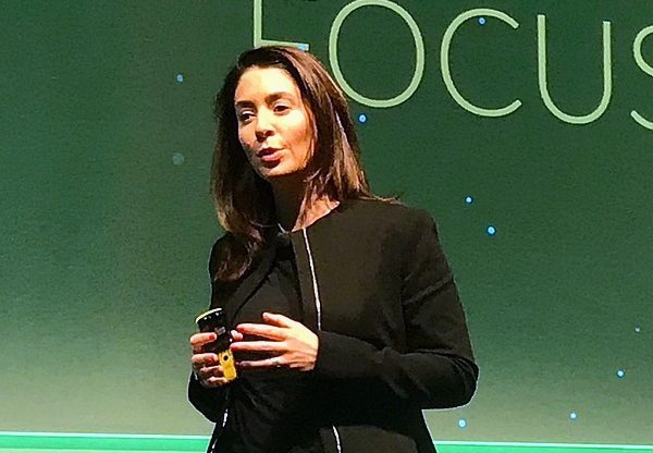 סמנתה מדריד, סגנית נשיא ג'וניפר והאחראית על תחום אבטחת המידע בחברה, בכנס החברה בלונדון. צילום: אבי בליזובסקי