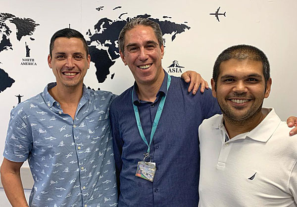 מימין: ערן הראל, מנהל תחום אנטרפרייז ב-U-BTech; יואב גפן, מנהל תחום אבטחת מידע בממן קרגו; ושימי כהן, מנהל תחום אבטחה ב- U-BTech. צילום: U-Btech Solutions