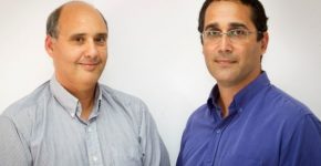 אבי שליסמן, מנכ"ל ורועי בריהנד, סמנכ"ל הטכנולוגיות, מובינגאון. צילום: גיל נחושתן