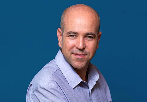 רועי צור, מנהל פיתוח עסקי לחברות תוכנה בישראל, יוון וקפריסין ברד-האט. צילום: שרון אלדר