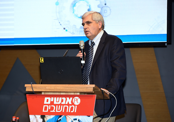 דוד מוסינזון, סמנכ"ל רפואה בקופת חולים מאוחדת. צילום: אלעד גוטמן