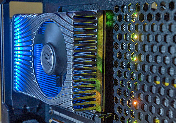 ה-Xe DG1 של אינטל, כפי שהוצג בתערוכת CES האחרונה. צילום: יח"צ