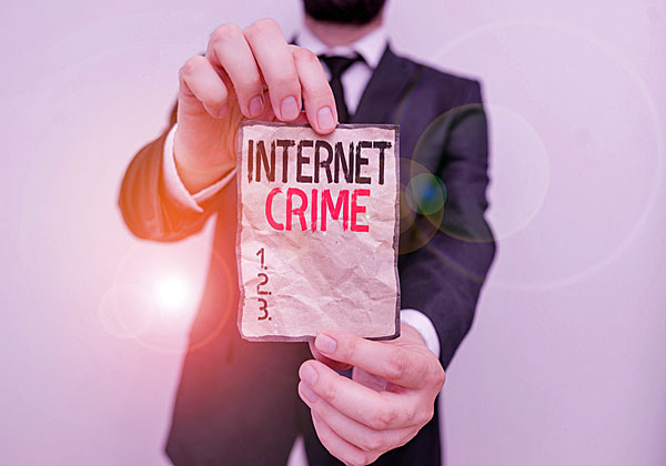 פושעי הרשת "חוגגים". אילוסטרציה: BigStock