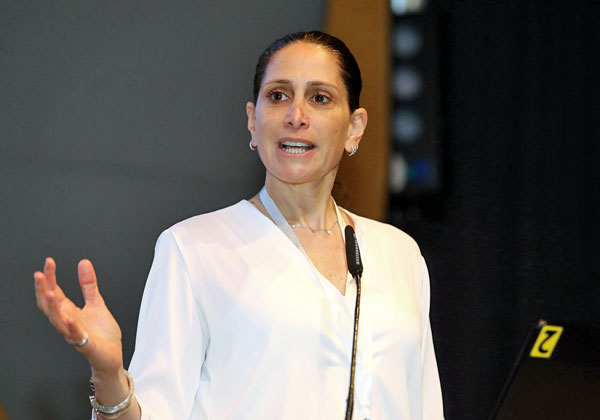 לימור אפיק, מנהלת אזורית ברד-האט לישראל, יוון וקפריסין. צילום: ניב קנטור