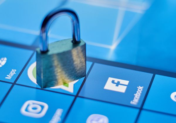 הנתונים מאירופה ישארו רק שם? פייסבוק. צילום אילוסטרציה: BigStock