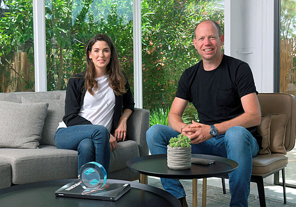 מימין: גילי רענן וליאור סיימון מסייברסטארטס. צילום: יוסי זליגר