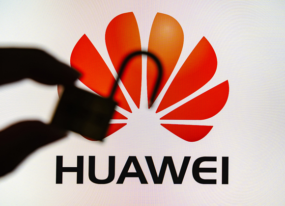 עוד איסורים ומכה אחרונה וכואבת מטראמפ. וואווי. אילוסטרציה: BigStock