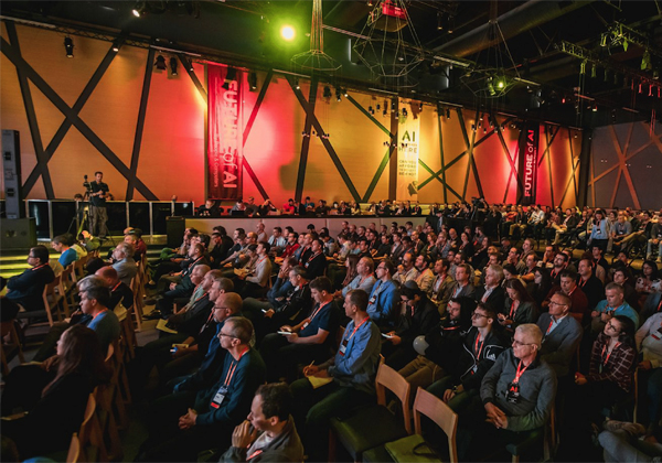 אחד מכנסי Future of AI הקודמים. צילום: תומר פולטין