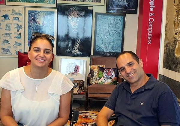 אמיר שלום המנכ"ל ועינב עזרא מנהלת השיווק, מלינגו. צילום: פלי הנמר