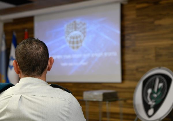 מערך סייבר באגף התקשוב. צילום" דו''צ