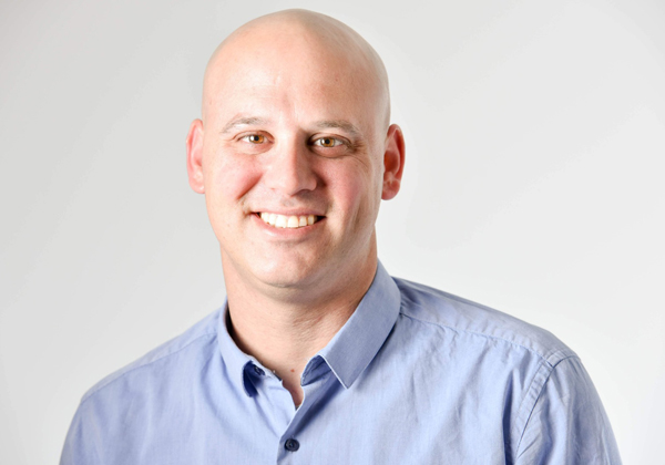 עודד פאר, מנהל תחום טכנולוגיות דיגיטל ו-CRM בחטיבת הטכנולוגיות, מגדל חברה לביטוח. צילום: עדי לוינשטיין