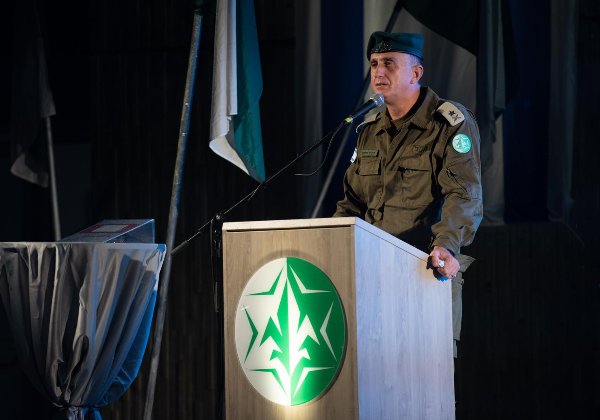 אלוף תמיר הימן, ראש אגף המודיעין, נואם בטקס חנוכת הדטה סנטר. צילום: דובר צה''ל