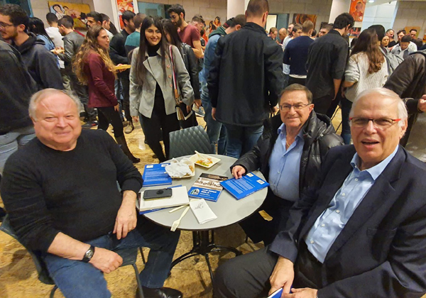 אירוע 60 שנה לממר"ם. מימין: אריה עמית, משה לביא ואיציק מלאך. צילום: פלי הנמר