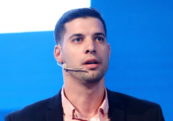 איציק סקוברוניק, מנהל לקוחות טכני למגזר הביטחוני בקומוולט. צילום: ניב קנטור