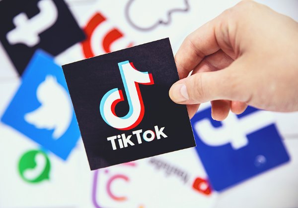 מנסה סטוריז. טיקטוק. צילום: BigStock