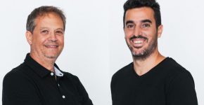 מימין: אושרי מויאל, מנהל הטכנולוגיות ומייסד, וגיל פקלמן, מנכ"ל ומייסד - אטרה. צילום: גילי לוינסון