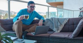 העבודה מהבית הובילה לנסיקה בתקיפות RDP. צילום: Bigstock