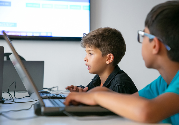 מוכנות הדור הבא לעידן הדיגיטלי - לא בראש מעייניה של הממשלה. צילום אילוסטרציה: BigStock