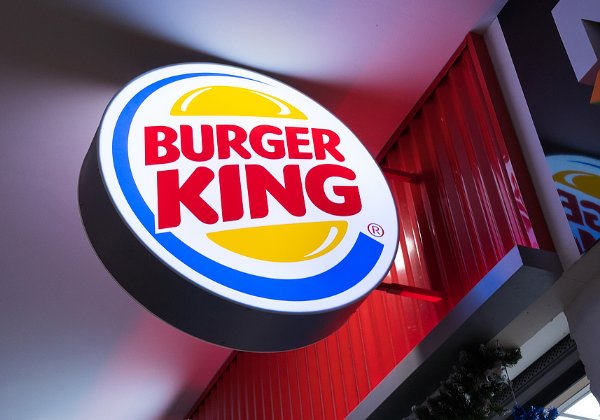 עשתה פרובוקציה ביום האישה הבינלאומי. ברגר קינג. צילום: BigStock