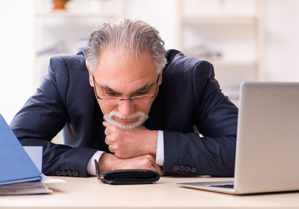 פיטורים על רקע גילנות? צילום אילוסטרציה: BigStock