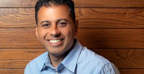 אייל כהן-אור, מהנדס מערכת לאזור CSE באקסטרים נטוורקס. צילום: דניאל גרומברג