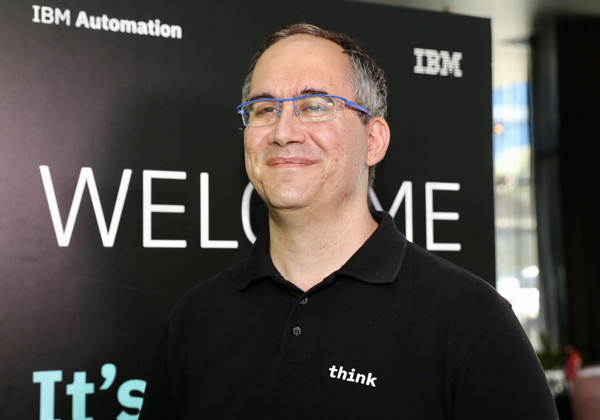 רוברט ברון, ארכיטקט פתרונות לתחום הבינה המלאכותית ביבמ העולמית. צילום: ניב קנטור