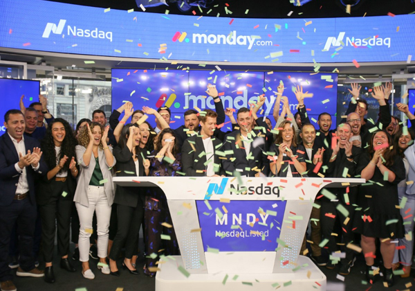 אנשי מאנדיי פותחים את המסחר בנסדא"ק היום (ה') אחר הצהרים. צילום: נסדא"ק