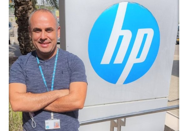 אחמד הינדאוי, מנהל קבוצת ההנדסה של פעילות הדיו ב-HP אינדיגו. צילום: יח"צ